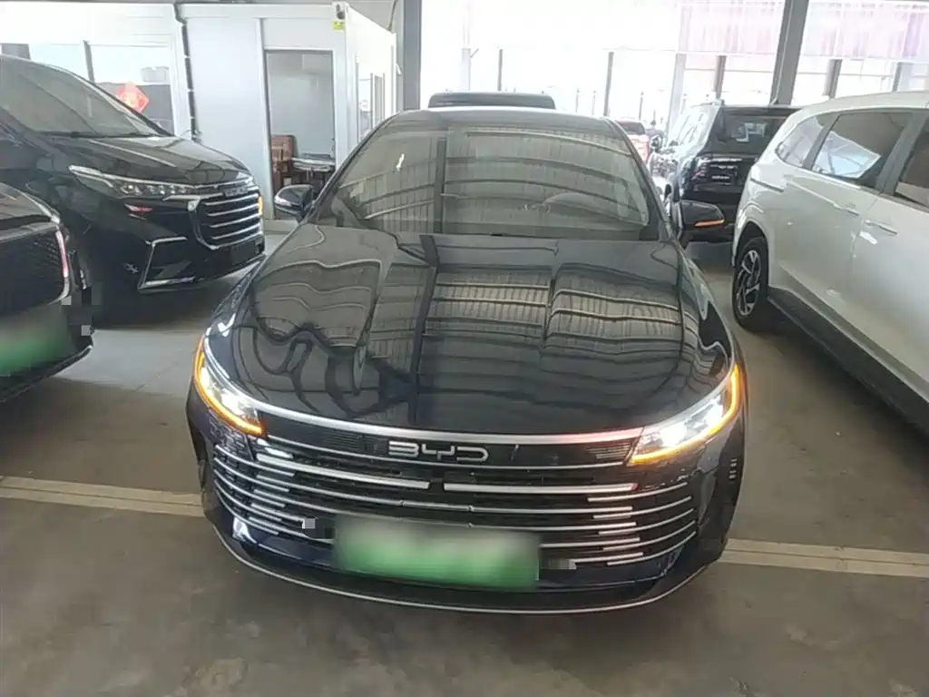 Destroyer 05 Glory DM-i 55 KM Luxury