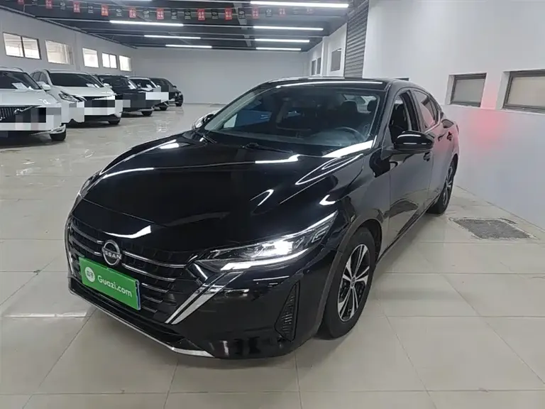 Nissan Sylphy 1.6 L CVT Joy