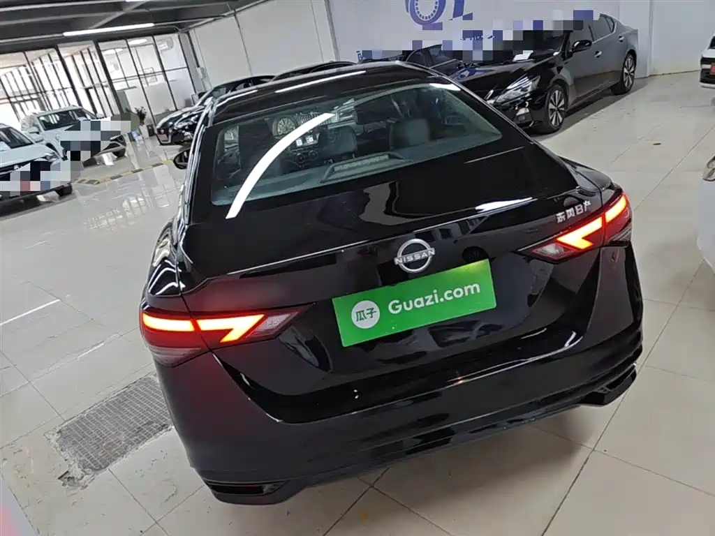 Sylphy 1.6 L CVT Joy