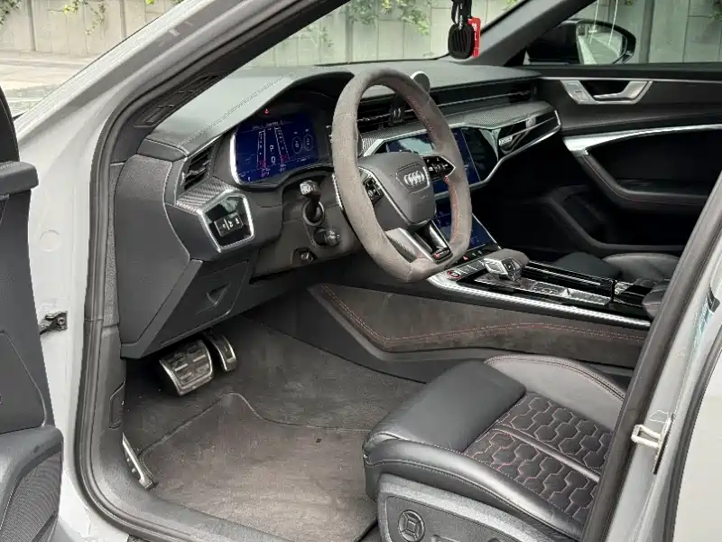 Audi RS 6 RS 6 4.0 T Avant Premium
