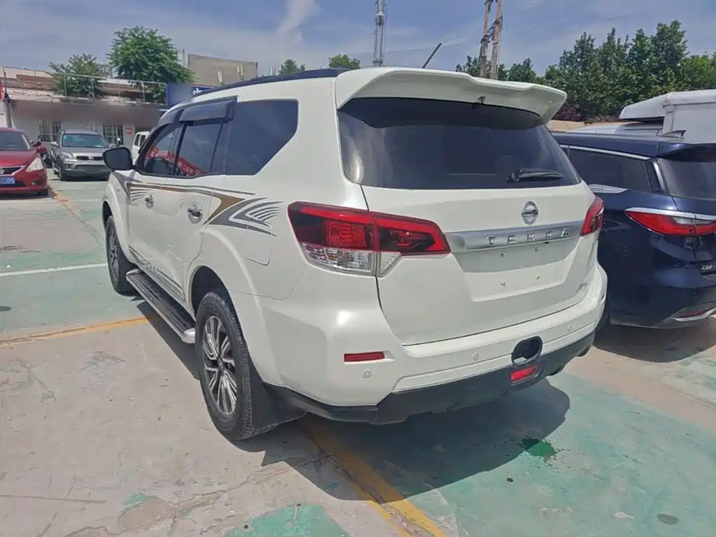 Terra 2.5 L XL Upper 4 WD Auto 4 WD Luxury
