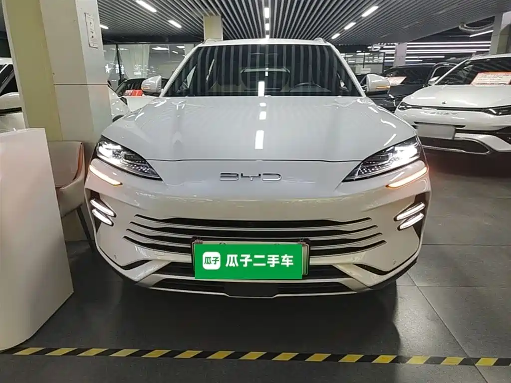 Song PLUS NEV Glory DM-i 110 km Flagship PLUS