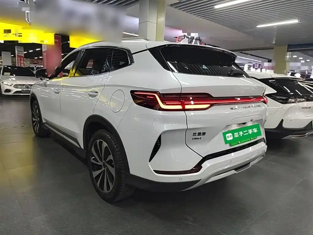 Song PLUS NEV Glory DM-i 110 km Flagship PLUS
