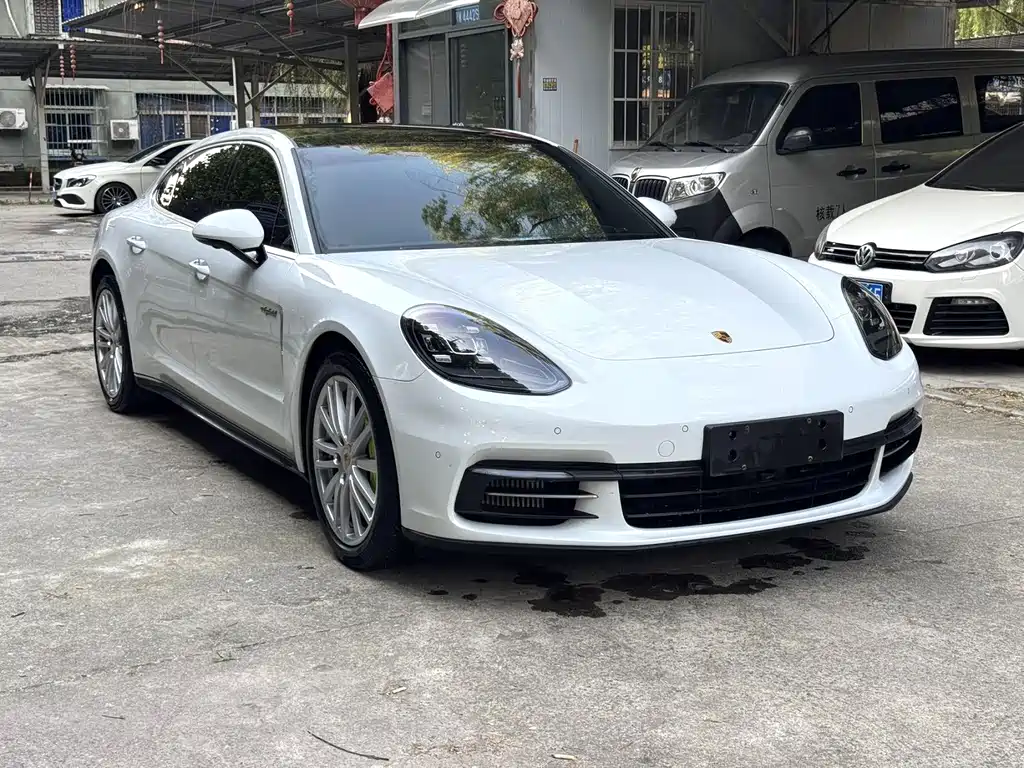 Panamera NEV Panamera 4 E-Hybrid Executive Extended 2.9 T