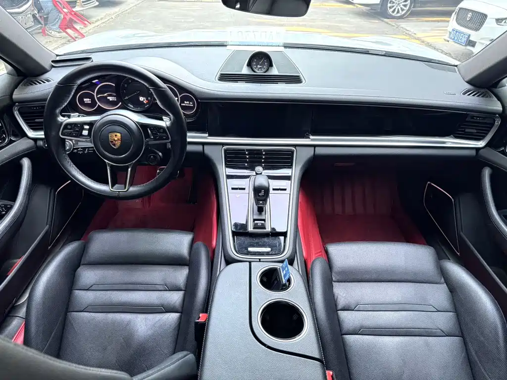 Panamera NEV Panamera 4 E-Hybrid Executive Extended 2.9 T