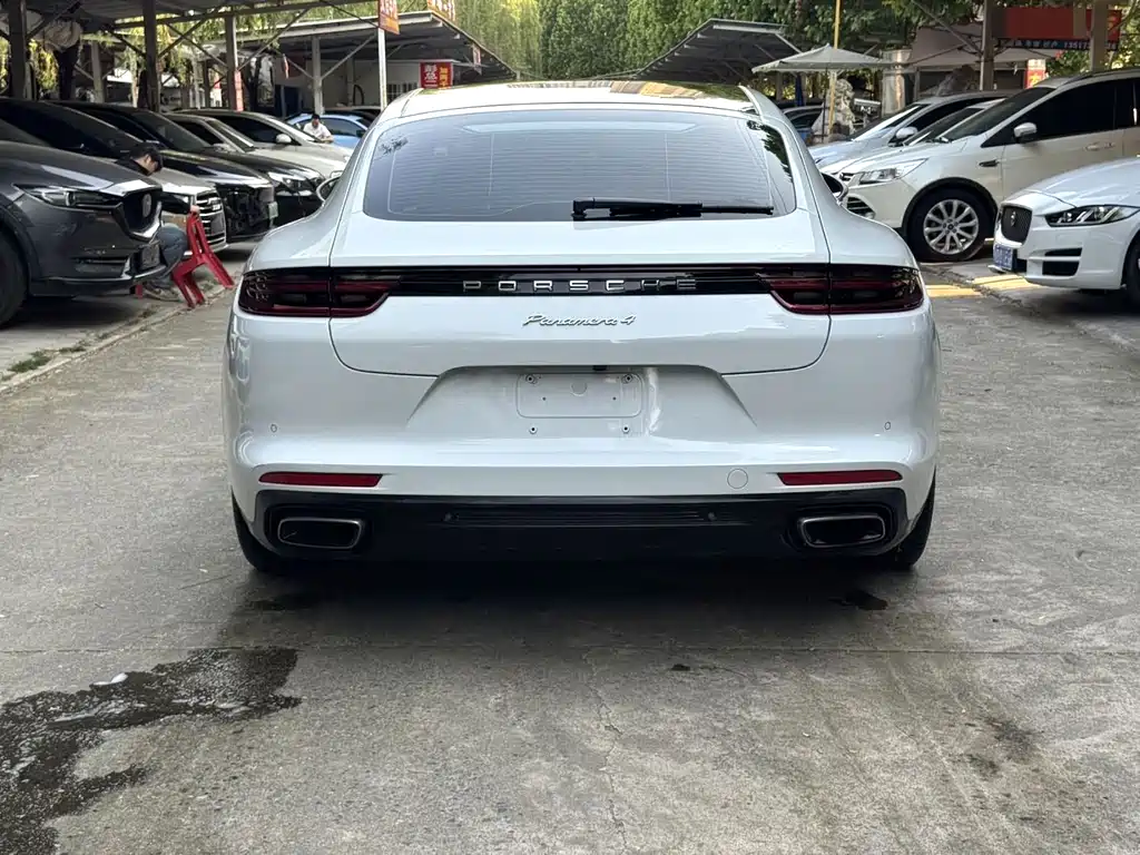 Panamera NEV Panamera 4 E-Hybrid Executive Extended 2.9 T