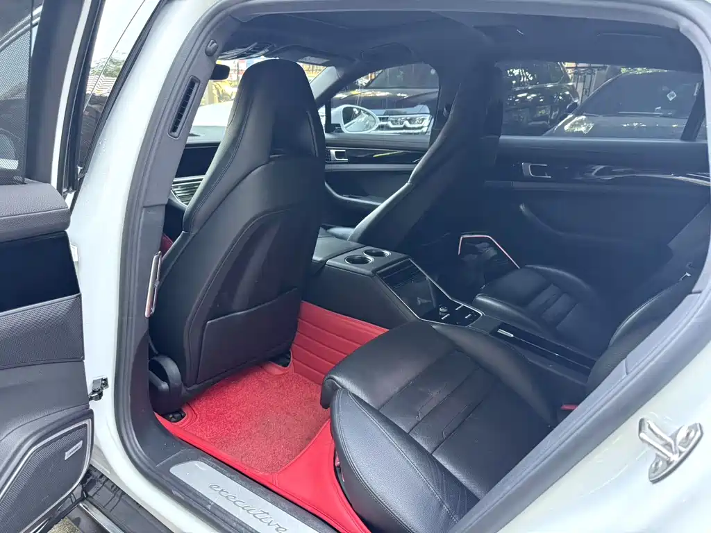 Panamera NEV Panamera 4 E-Hybrid Executive Extended 2.9 T