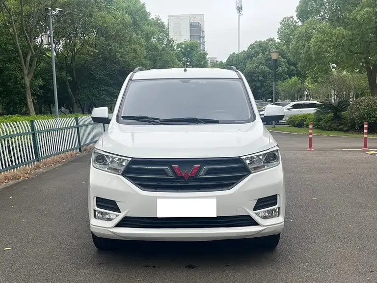 Wuling Hongguang 1.5 L S Basic CN-VI LAR
