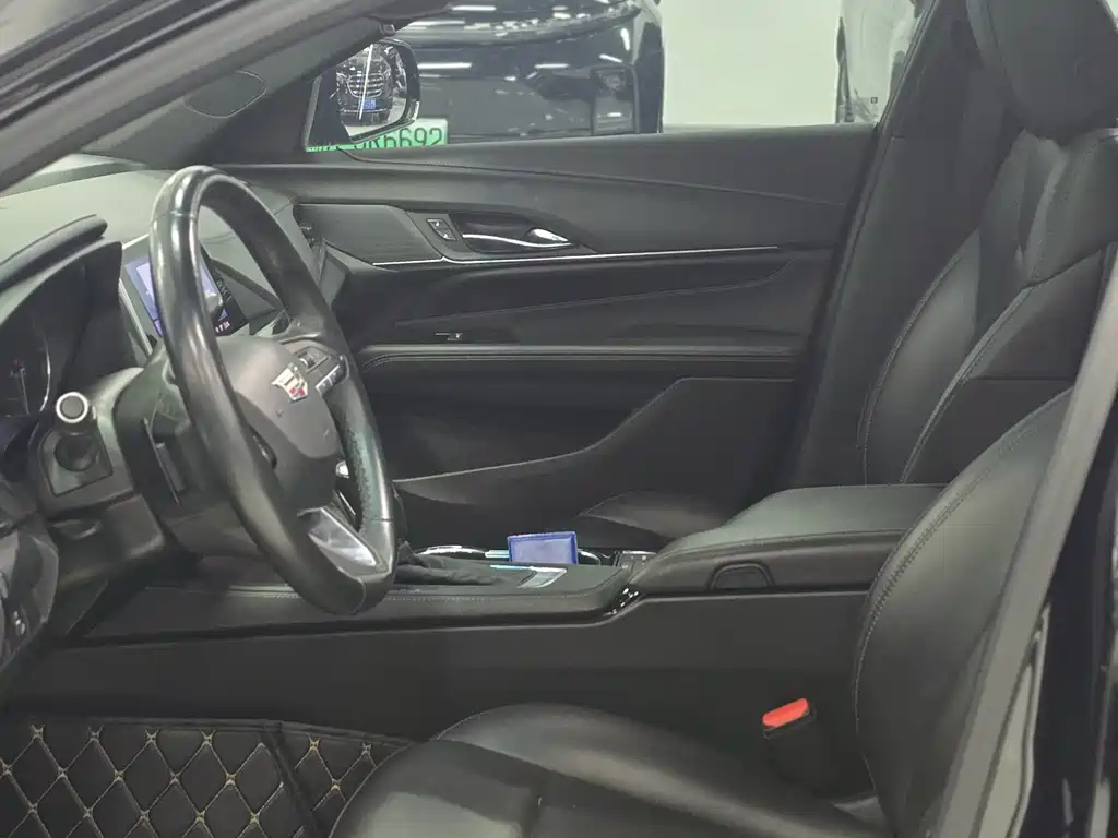Cadillac CT4 28 T Style