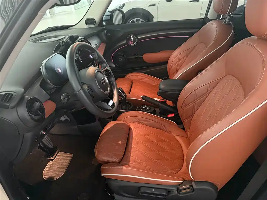 MINI Facelift 2.0 T COOPER S Artist