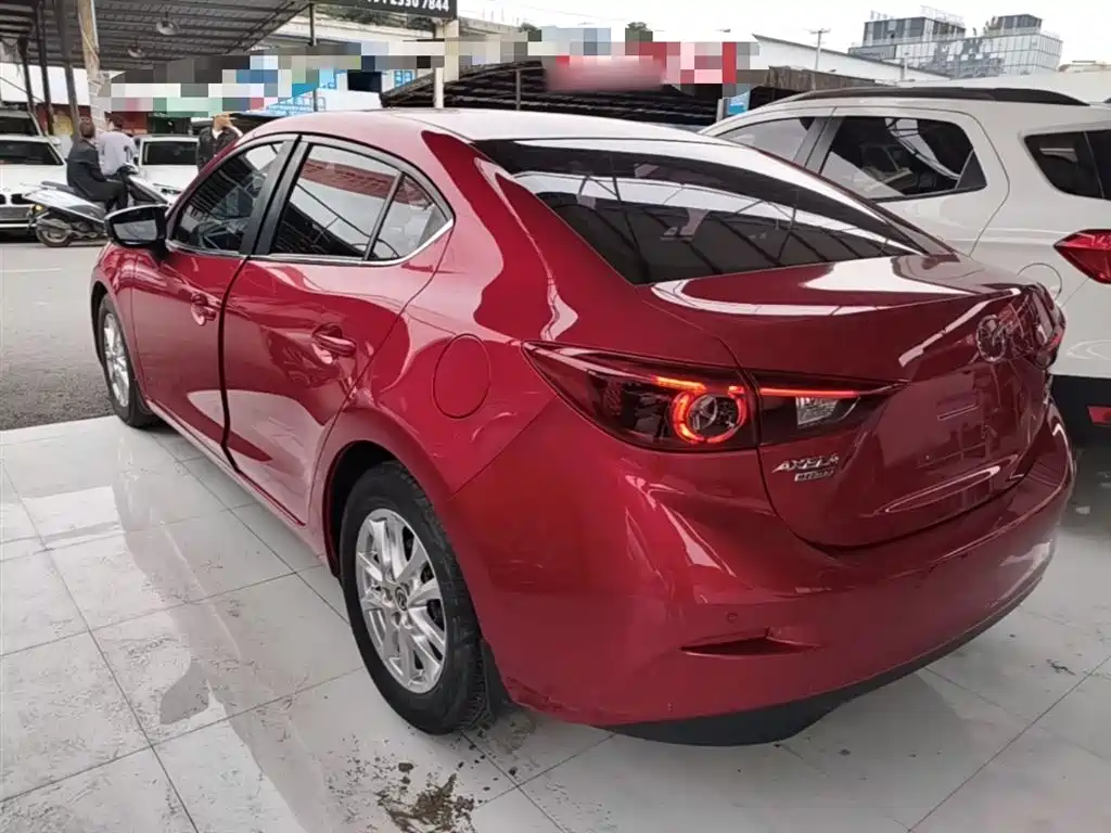 Mazda 3 Axela 马自达3 昂克赛拉 2017款 三厢 1.5 L 自动尊贵型 国V