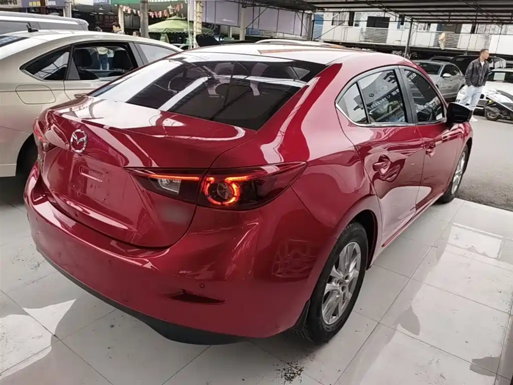 Mazda 3 Axela 马自达3 昂克赛拉 2017款 三厢 1.5 L 自动尊贵型 国V