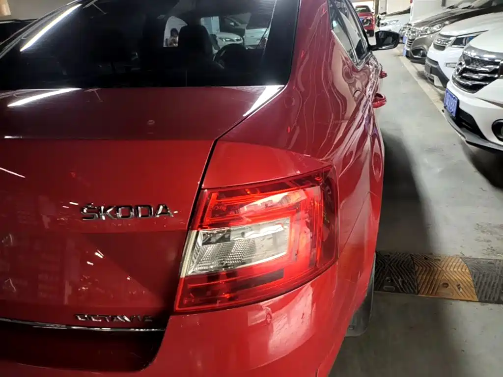 Octavia TSI280 DSG Smart Travel