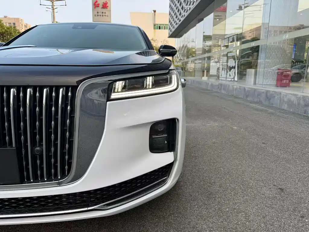 Hongqi H9 Facelift 2.0 T Connected Flagship