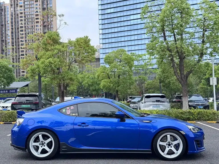 Subaru BRZ 2.0 i Auto type-RS