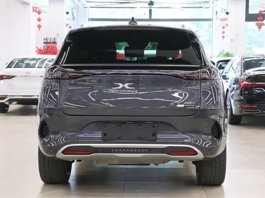Denza X PHEV Flagship