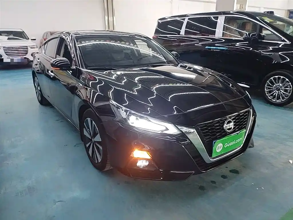 Teana 2.0 L XL Comfort