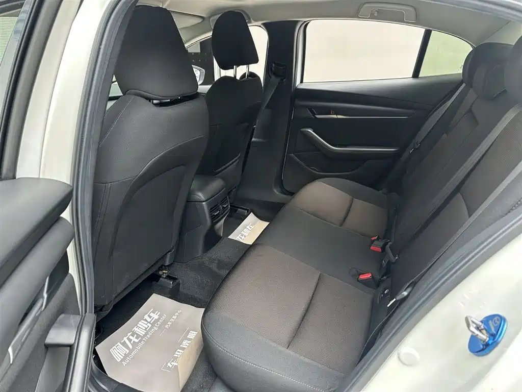 Mazda 3 Axela 1.5 L Auto Quality Beauty