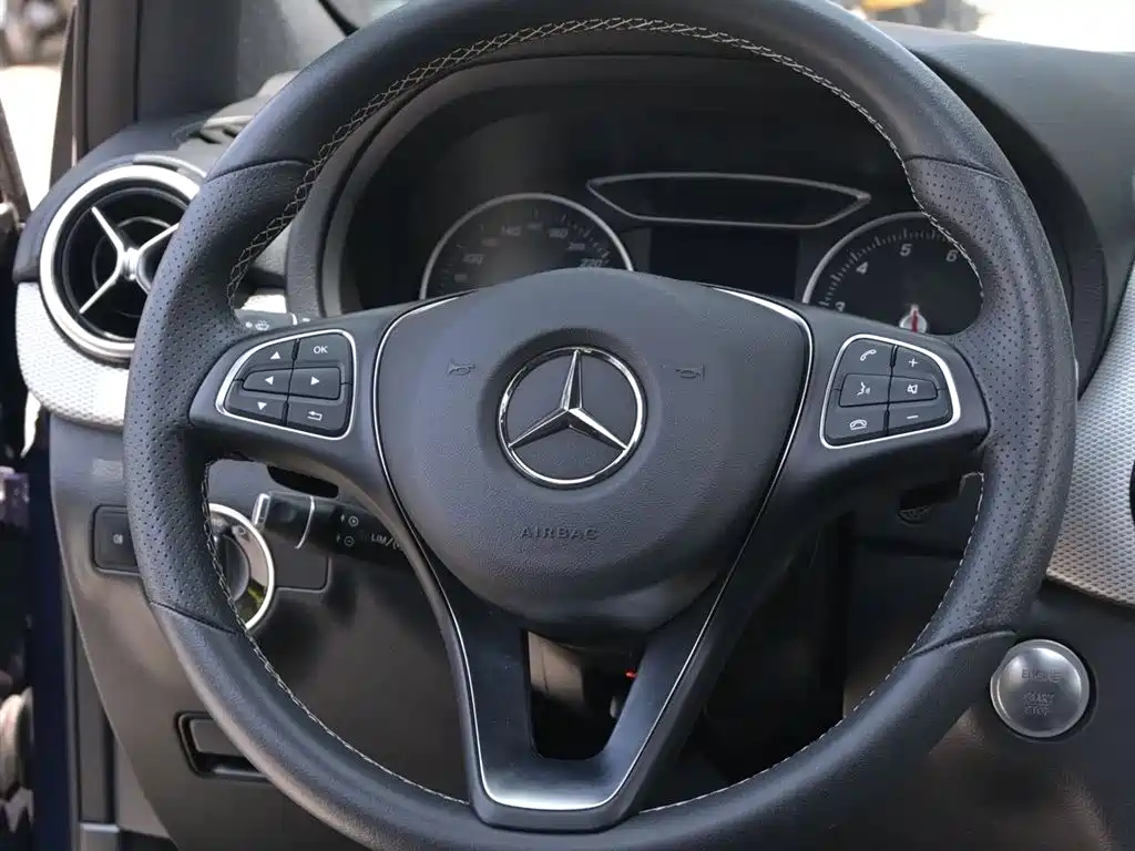 Mercedes-Benz B-Class B 200 Fashion