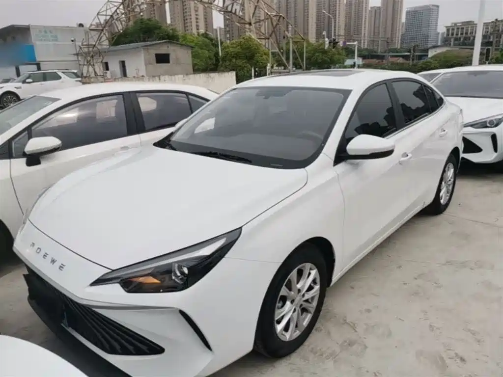 Roewe i5 1.5 L CVT Luxury