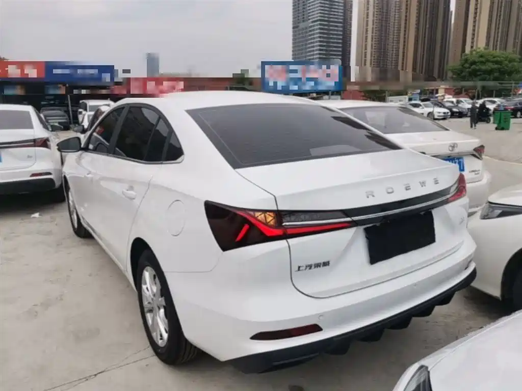 Roewe i5 1.5 L CVT Luxury