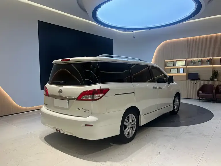 Nissan Quest 3.5 L SL