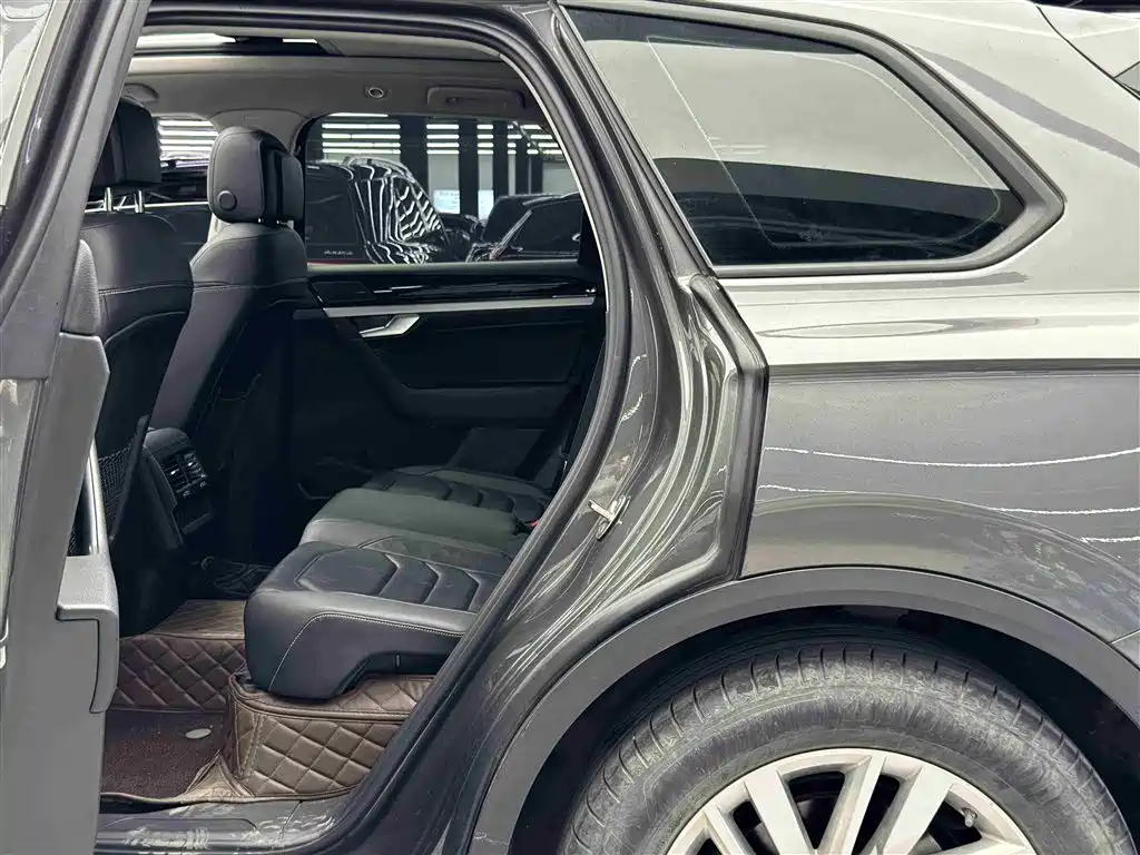 Touareg 2.0 TSI Navigator Special Edition
