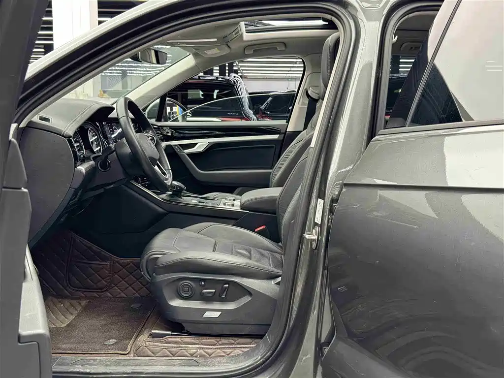 Touareg 2.0 TSI Navigator Special Edition
