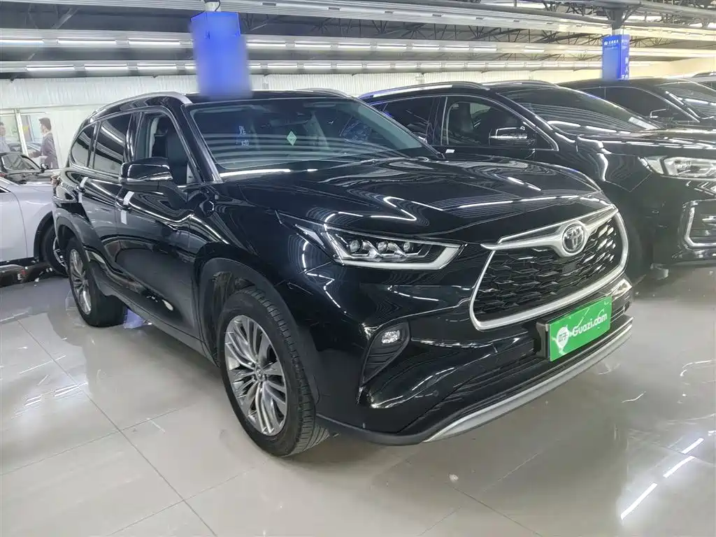 Highlander 380 T 4 WD Distinguished 7-seat