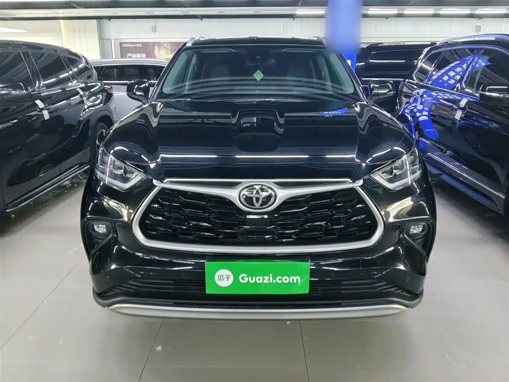 Highlander 380 T 4 WD Distinguished 7-seat