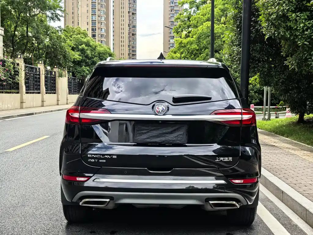 Enclave 28 T 4 WD Distinguished