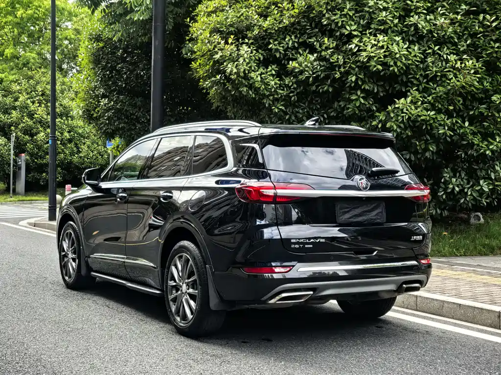 Enclave 28 T 4 WD Distinguished
