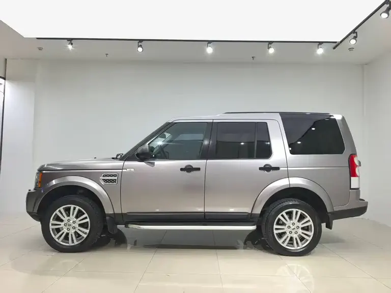 Land Rover Discovery 5.0 V8 HSE Gasoline