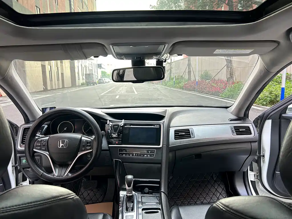 Spirior 2.0 L Distinguished