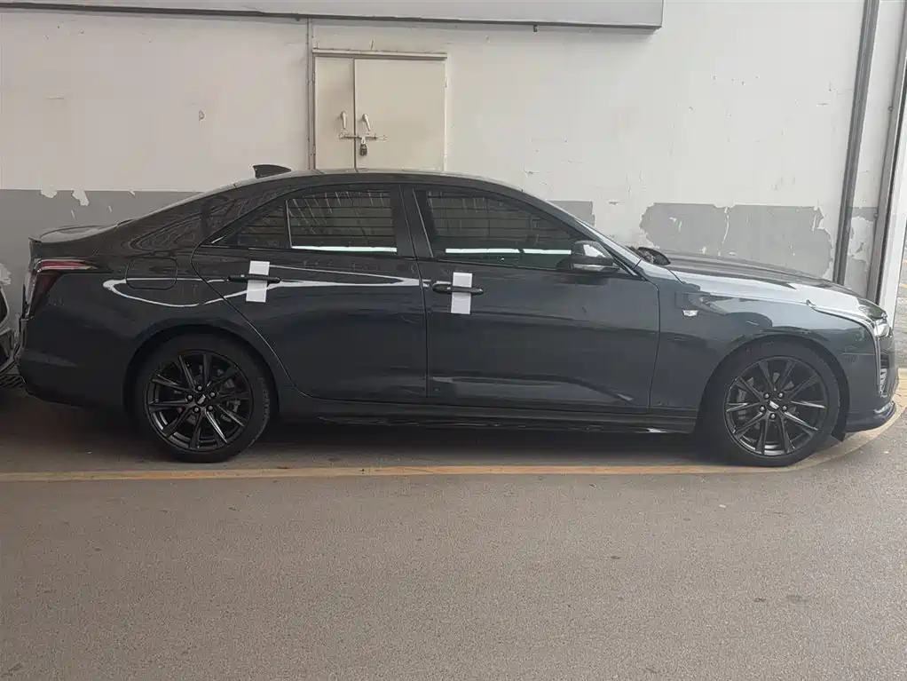 Cadillac CT4 28 T Elite