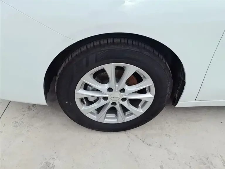 Roewe i5 1.5 L CVT Luxury
