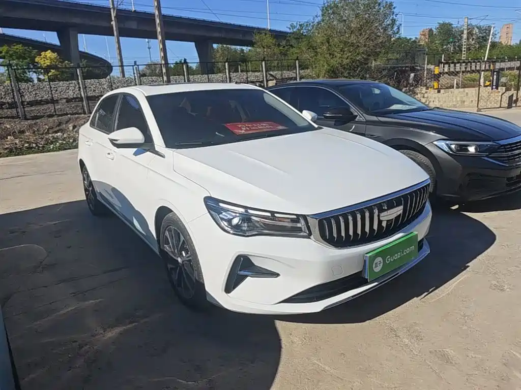 Emgrand 4 th Gen 1.5 L CVT Flagship
