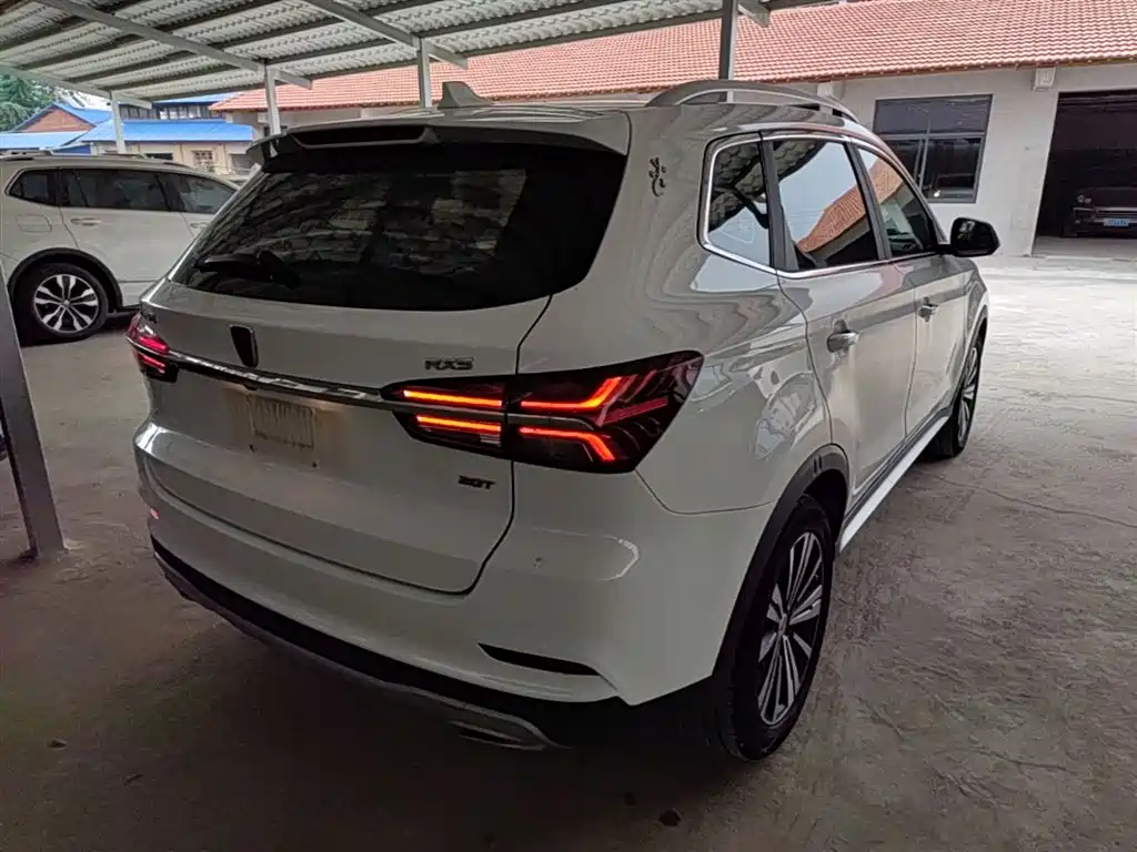 Roewe RX5 20 T Auto 4 G Connected Million