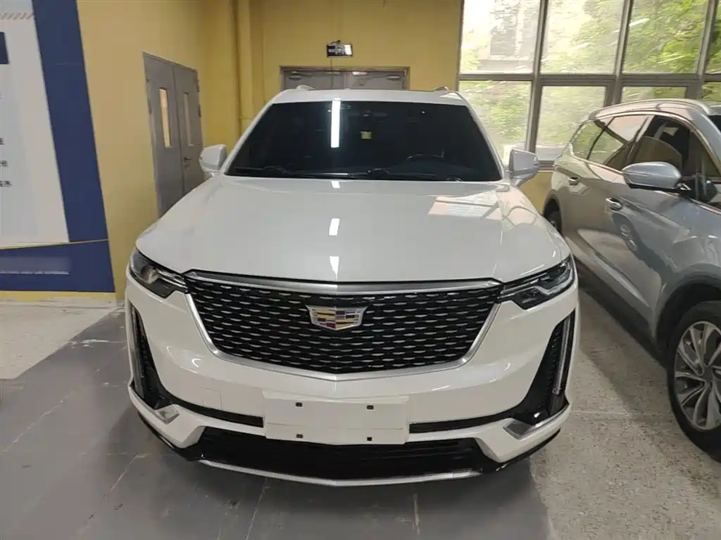 Cadillac XT6 28 T 7-seat 4 WD Style