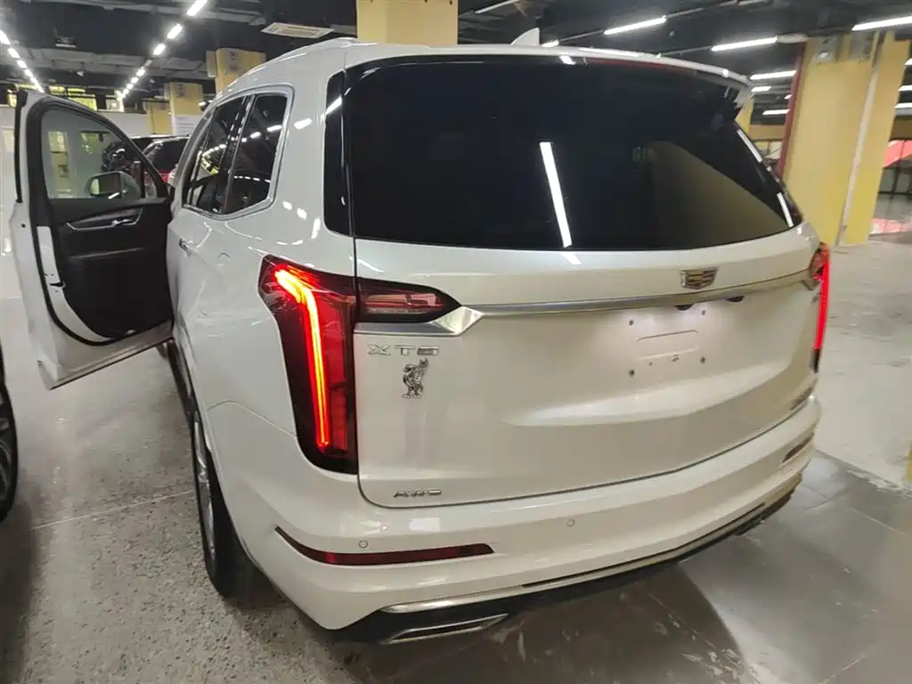 Cadillac XT6 28 T 7-seat 4 WD Style