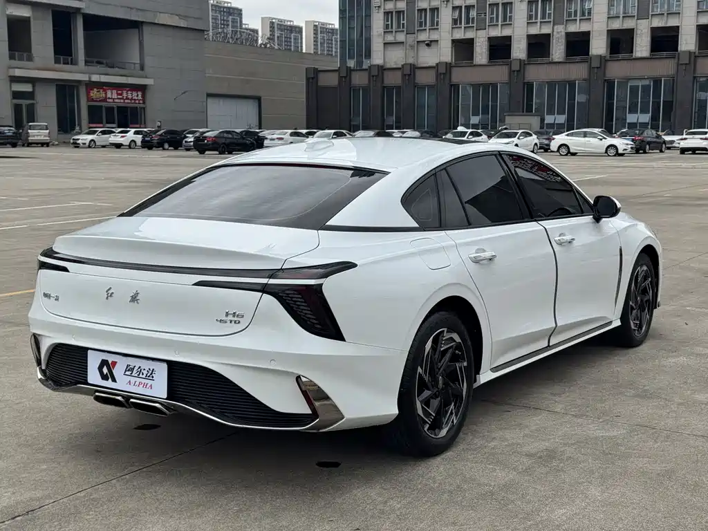 Hongqi H6 2.0 T Zhishang