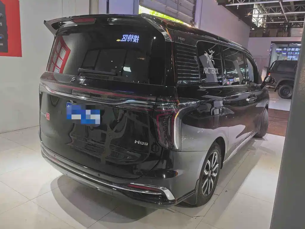 Hongqi HQ9 2.0 T Connected Flagship Enjoyment
