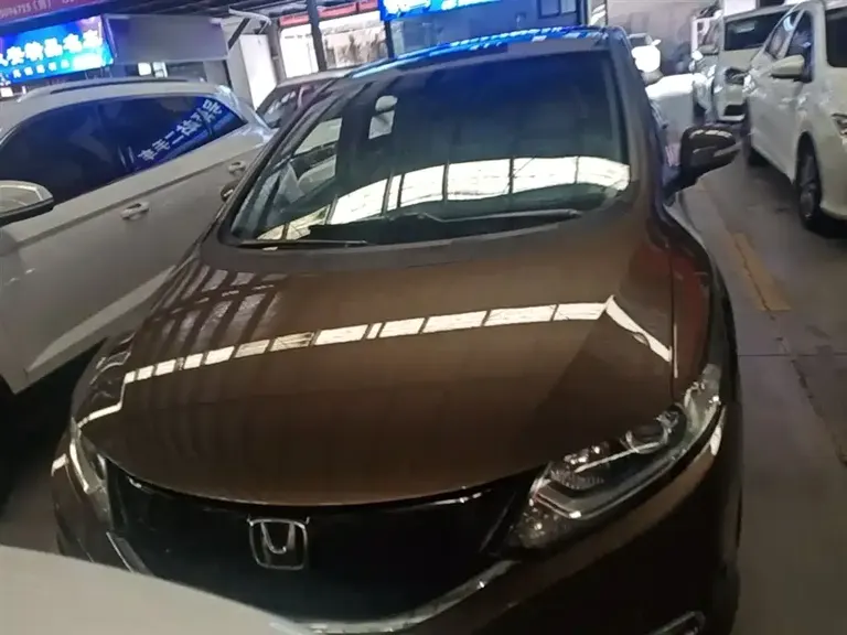 Honda Jade 1.8 L Auto Comfort Elite 5-seat