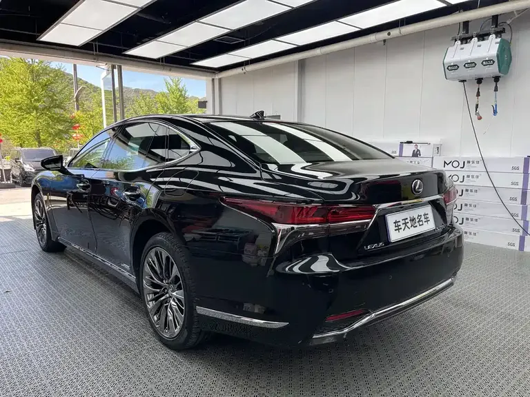 Lexus LS 500 h Executive CN-V