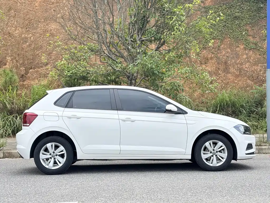Polo Plus 1.5 L Auto Panoramic Pleasure