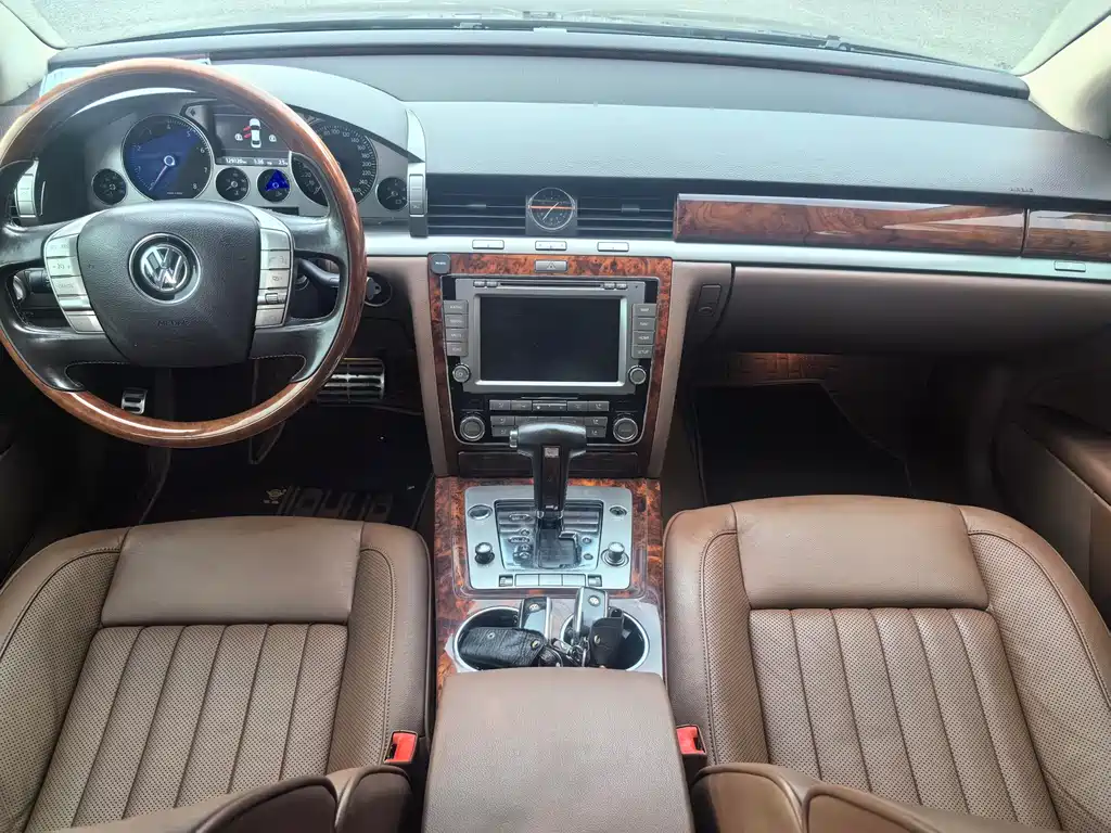 Phaeton 3.6 L V6 5-seat Extended Business
