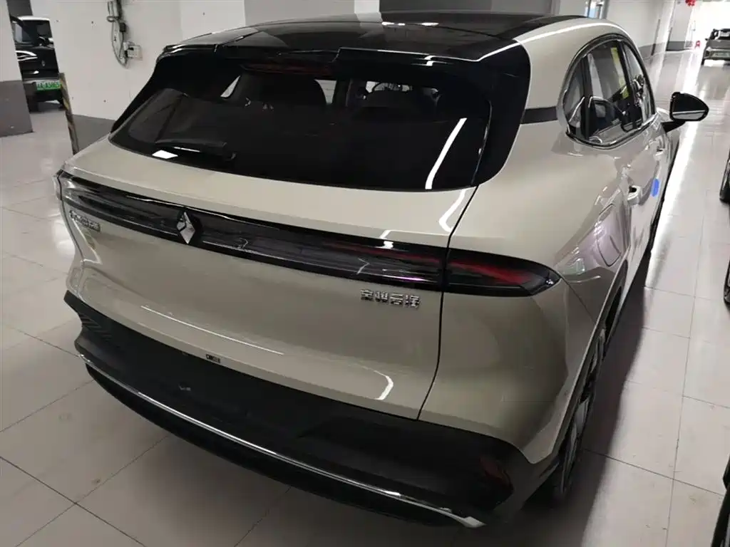Baojun Yunhai 宝骏云海 2026款 140 km 插混标准版
