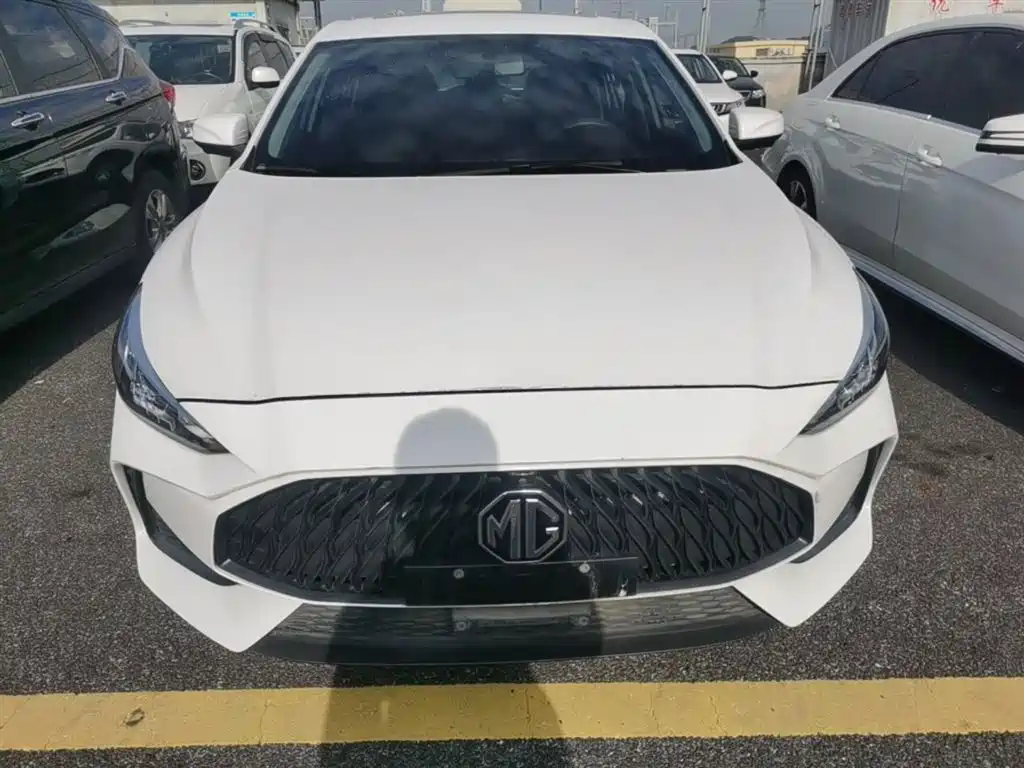 MG5 Facelift 180 DVVT CVT Youth Luxury