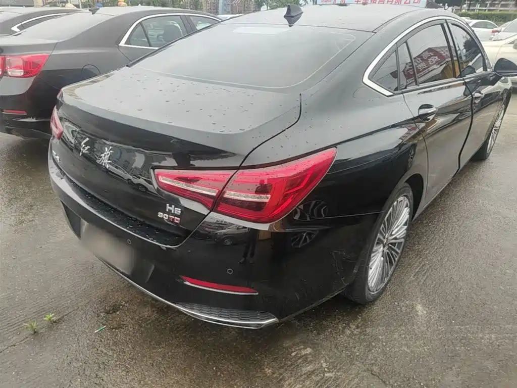 Hongqi H5 Classic Facelift 1.5 T DCT Flagship Charm
