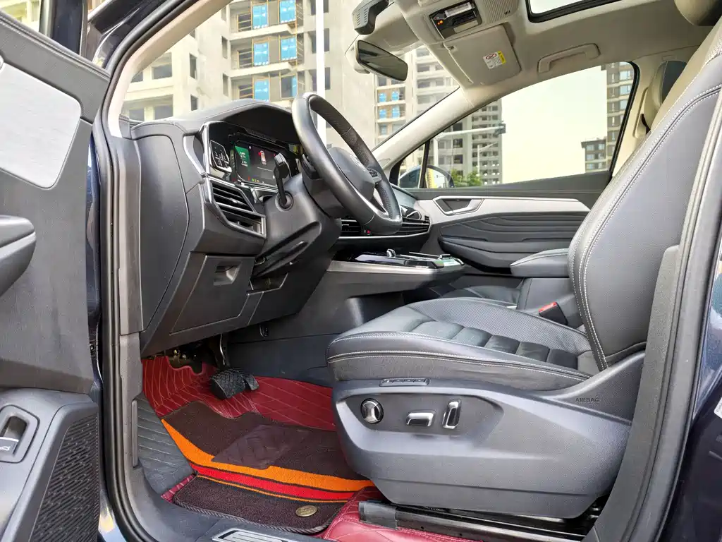 Talagon 揽境 2023款 380 TSI 四驱R-Line拓境版